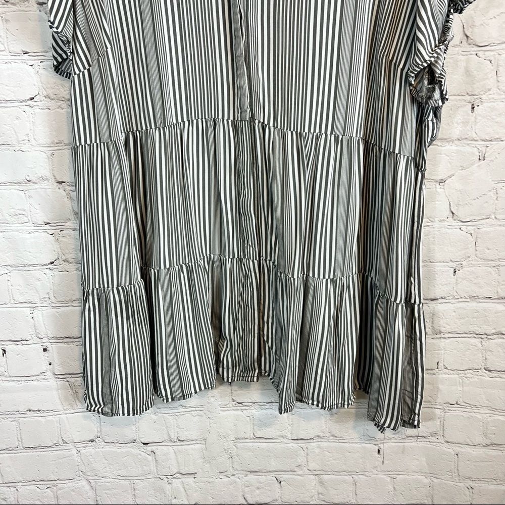 Torrid Grey Stripe Twill Button Front Shirred Bab… - image 4